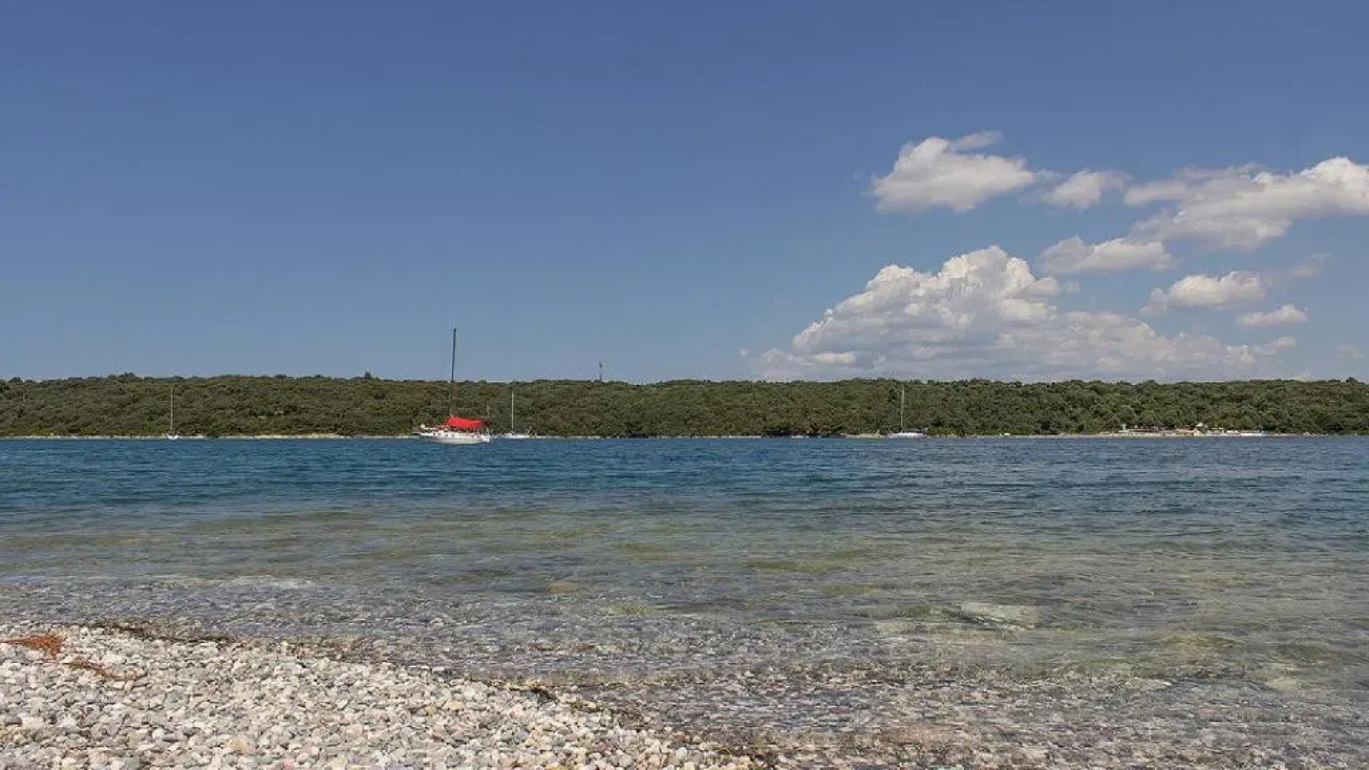 Luxury Vila compelx Aurora-Mar with 2 pools and 8 bedrooms, 200m from the beach