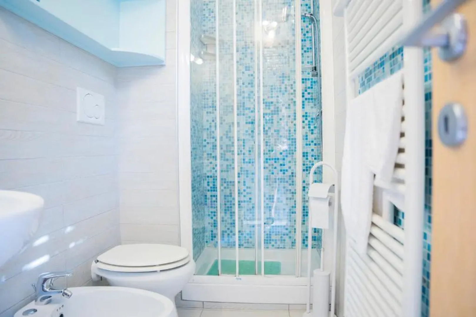 070 - Villa OLANDA con TERRAZZO VISTA MARE a 5 minuti SPIAGGIA con PISCINA CONDOMINIALE