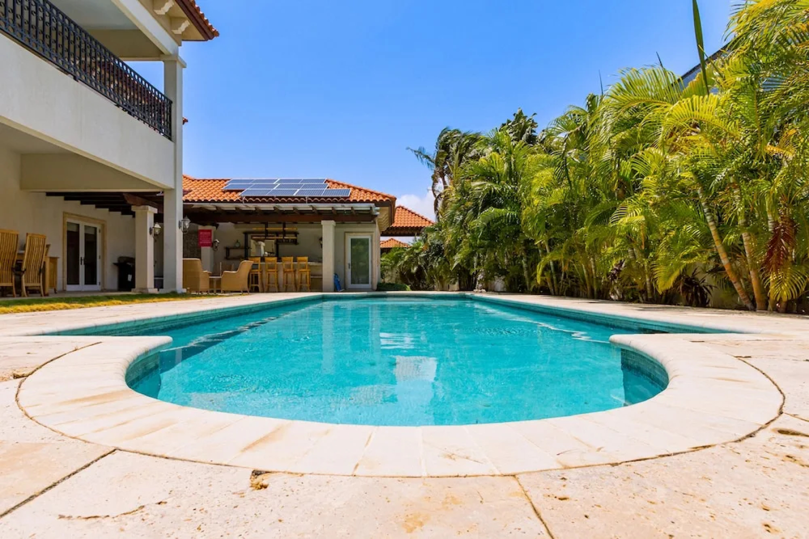 Upscale Ocean View Villa With Pool + Outdoor Kitchen