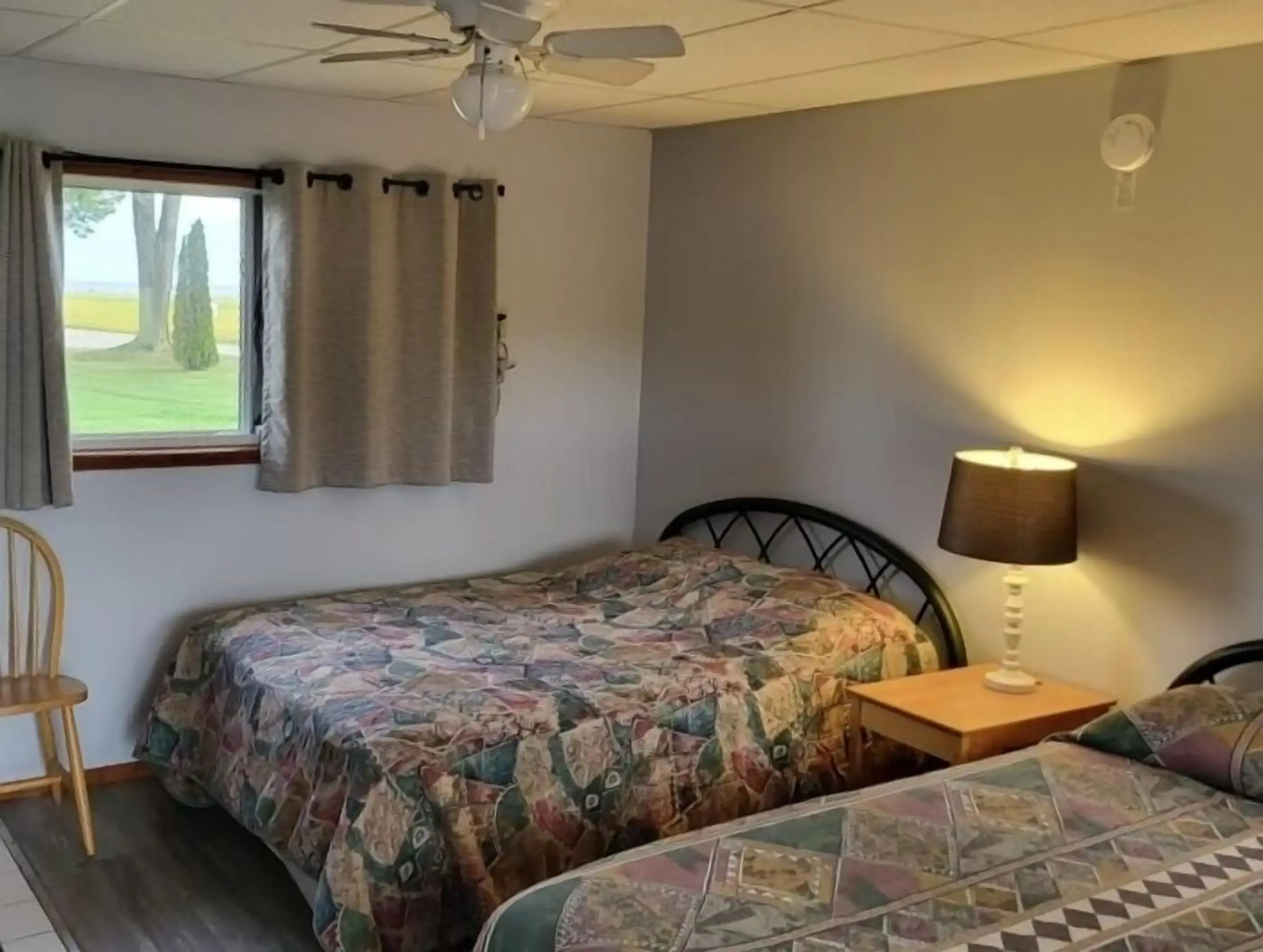 Lakeside Village Motel and Campground