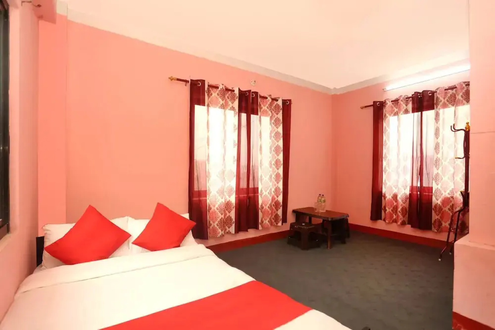 SPOT ON 627 Potala Top View Restaurant