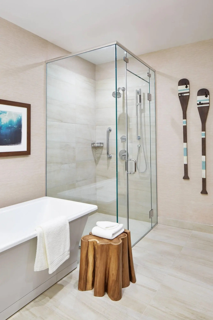 The Del Monte Lodge Renaissance Rochester Hotel & Spa