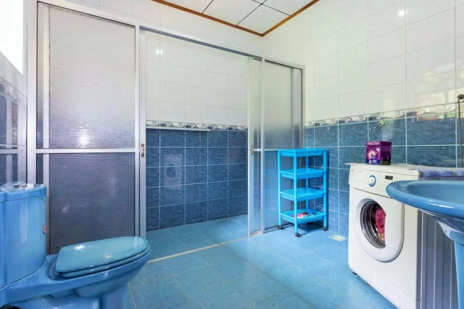 Swiss Villa Moragalla Beach