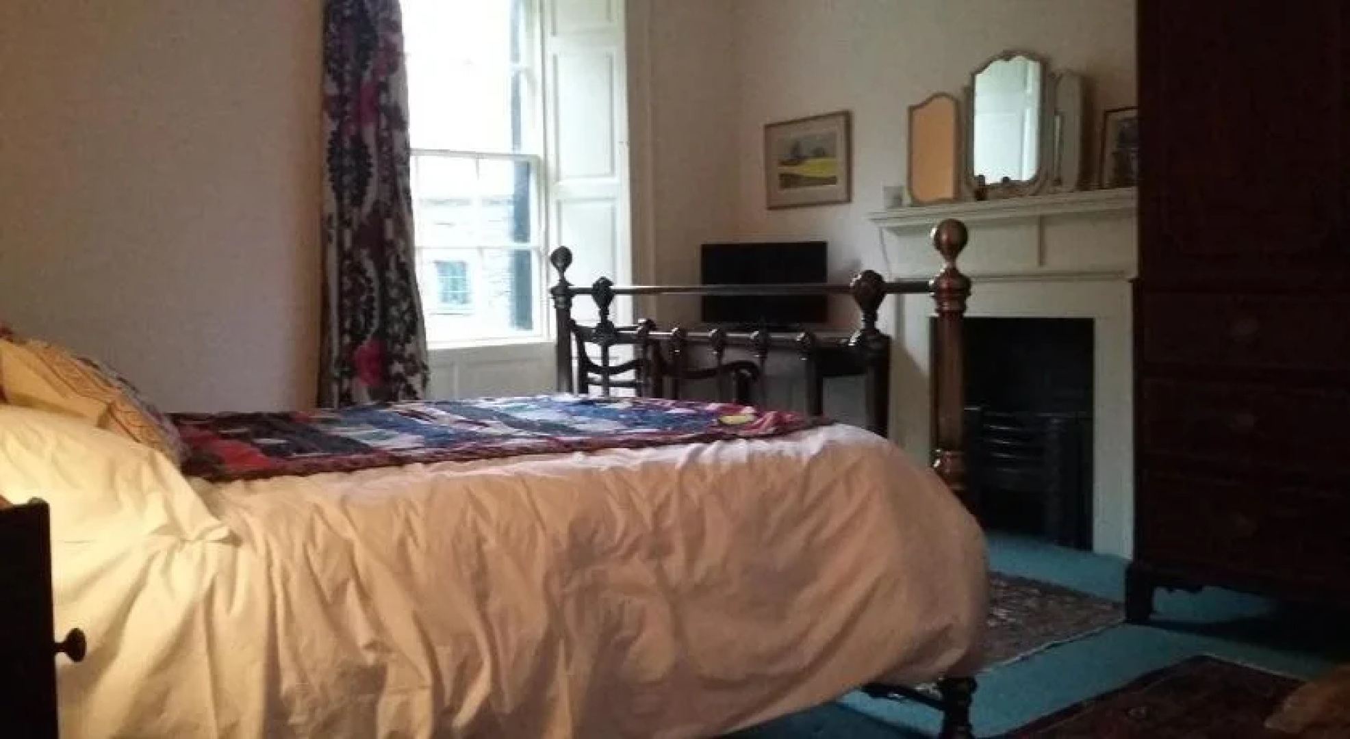 Green End House