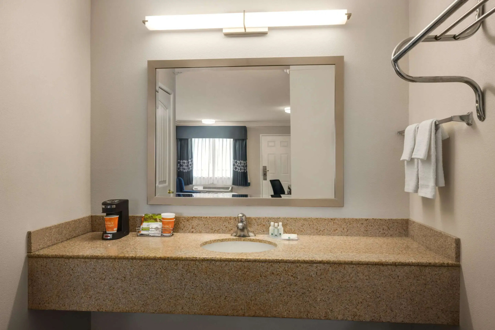 Quality Inn Lake Elsinore I-15