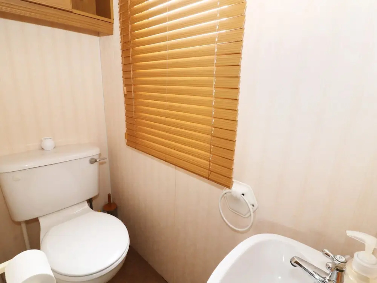 Foxes Den, Llandrindod Wells