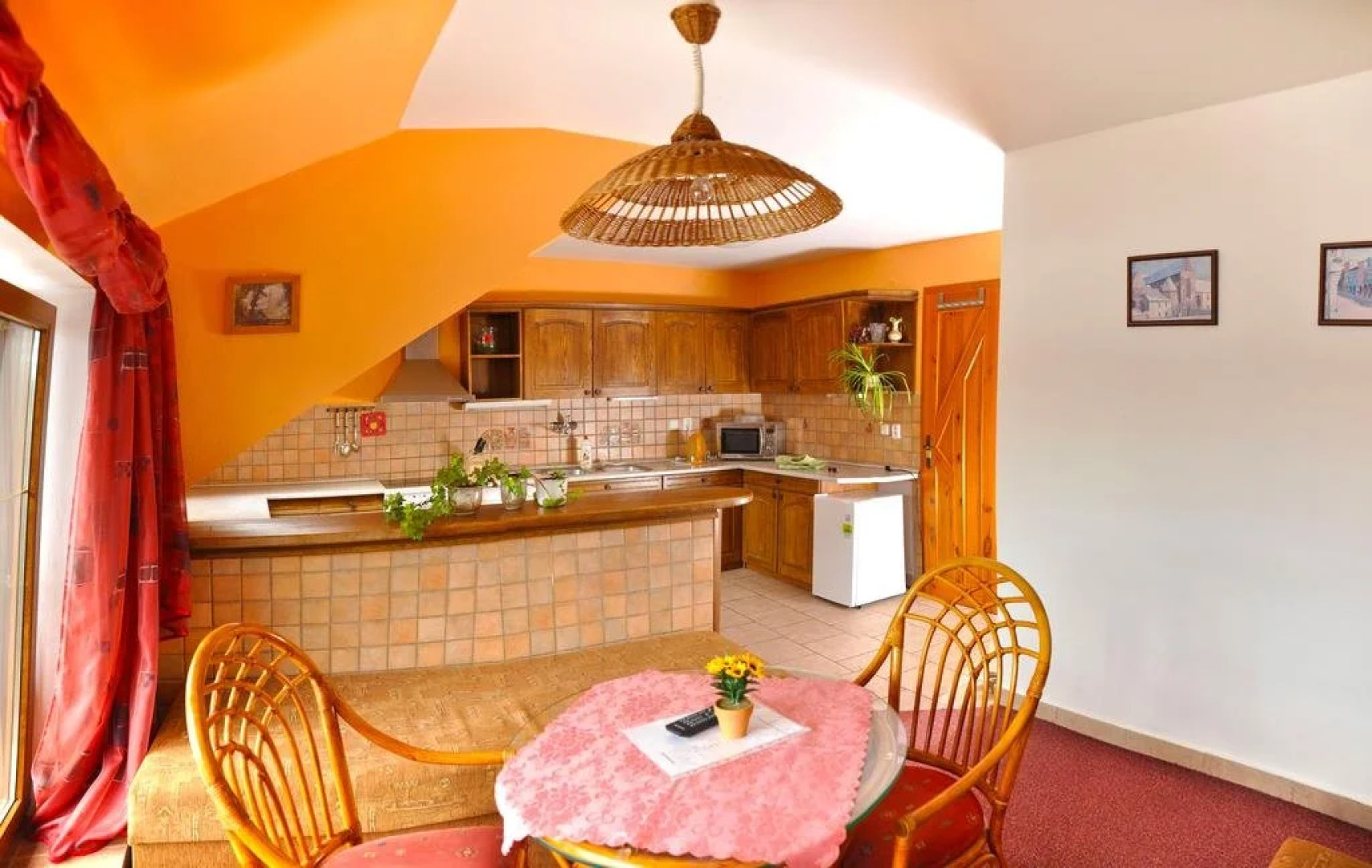 Penzion a restaurace U Třeboňského kola