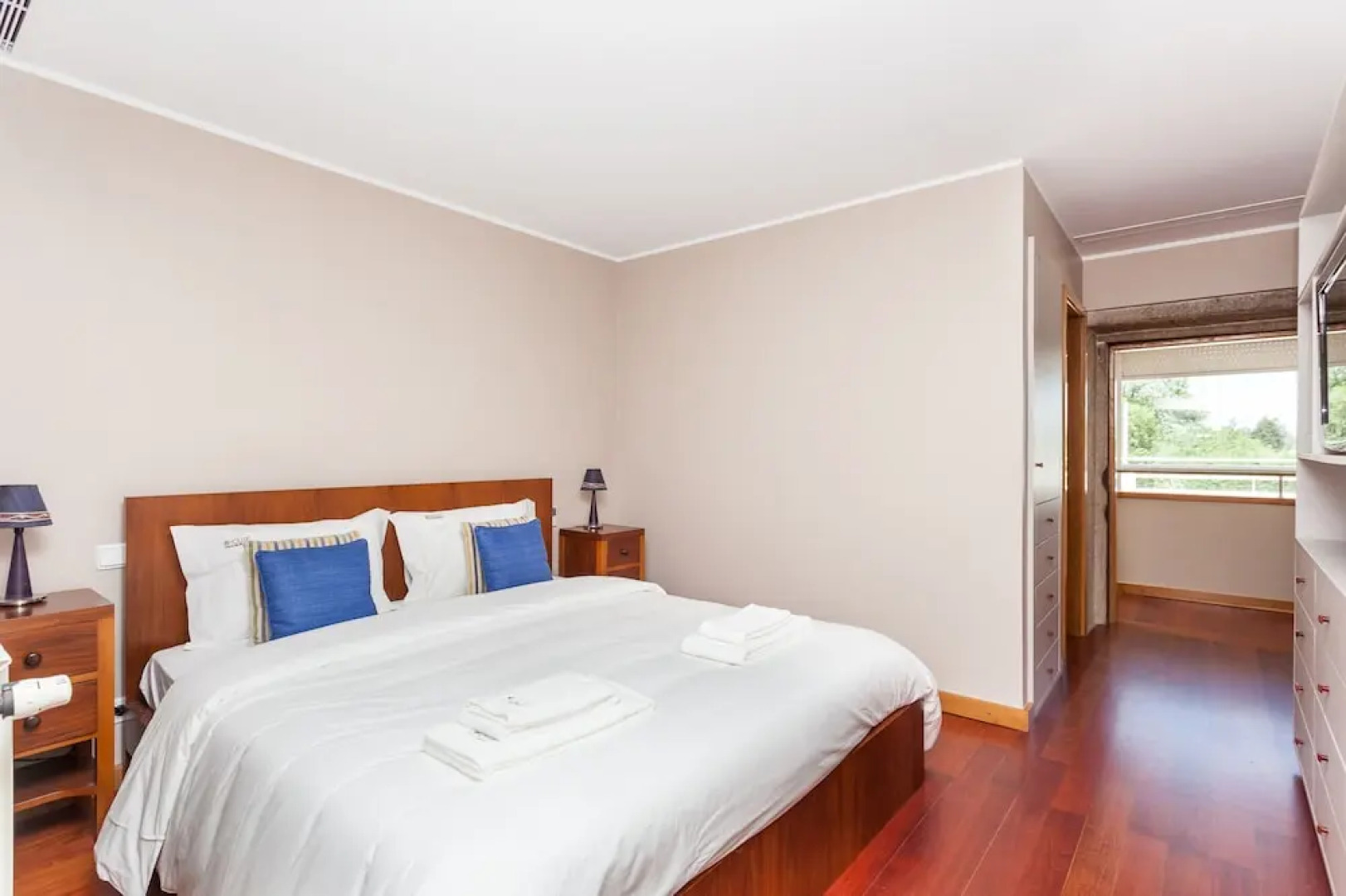 Casa com Piscina e Bungalow em Esposende by Izibookings