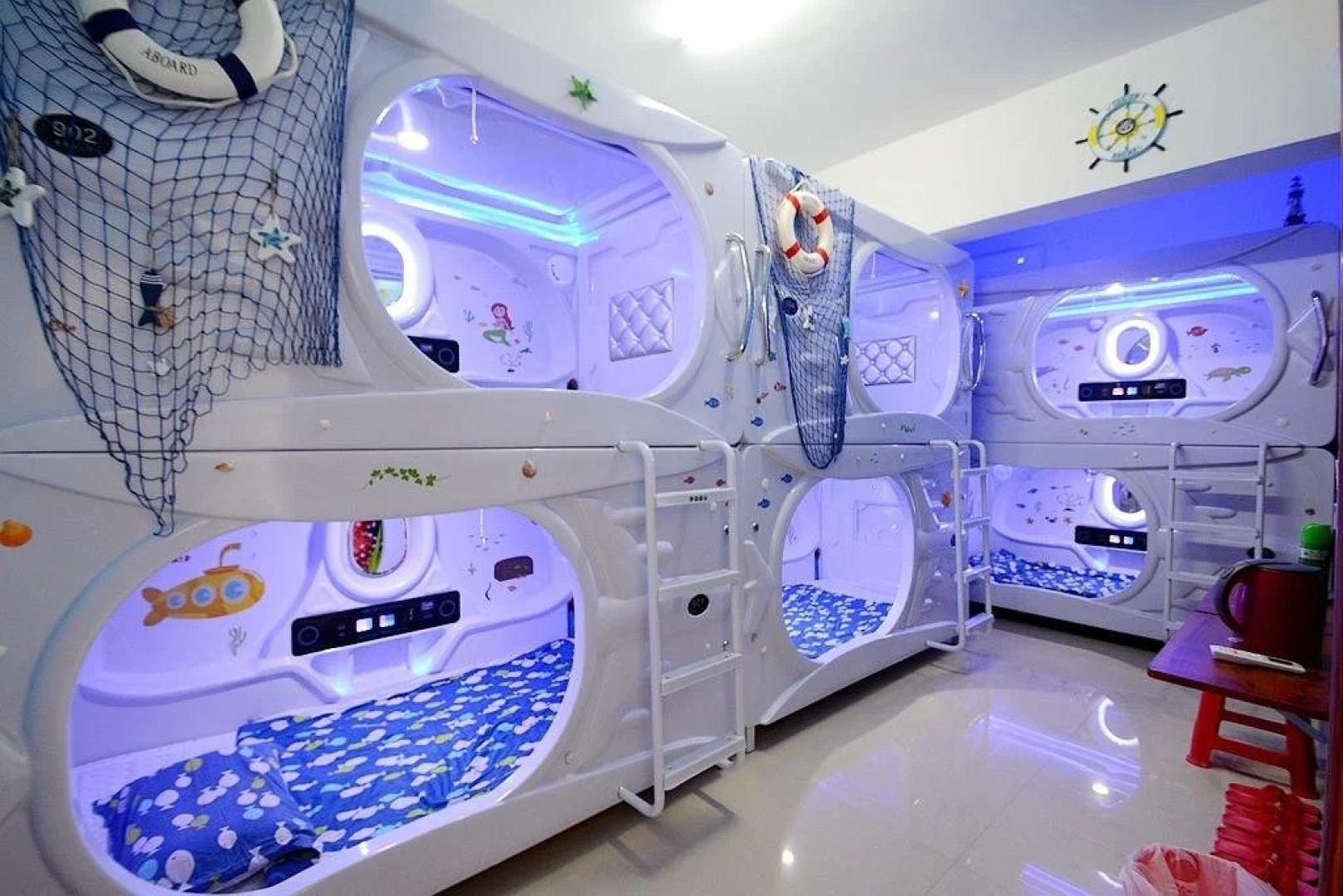 Beihai Youth International Capsule Hostel