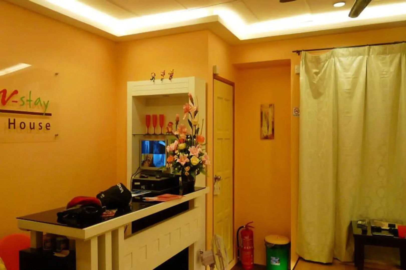 Hotel O V Stay Guesthouse