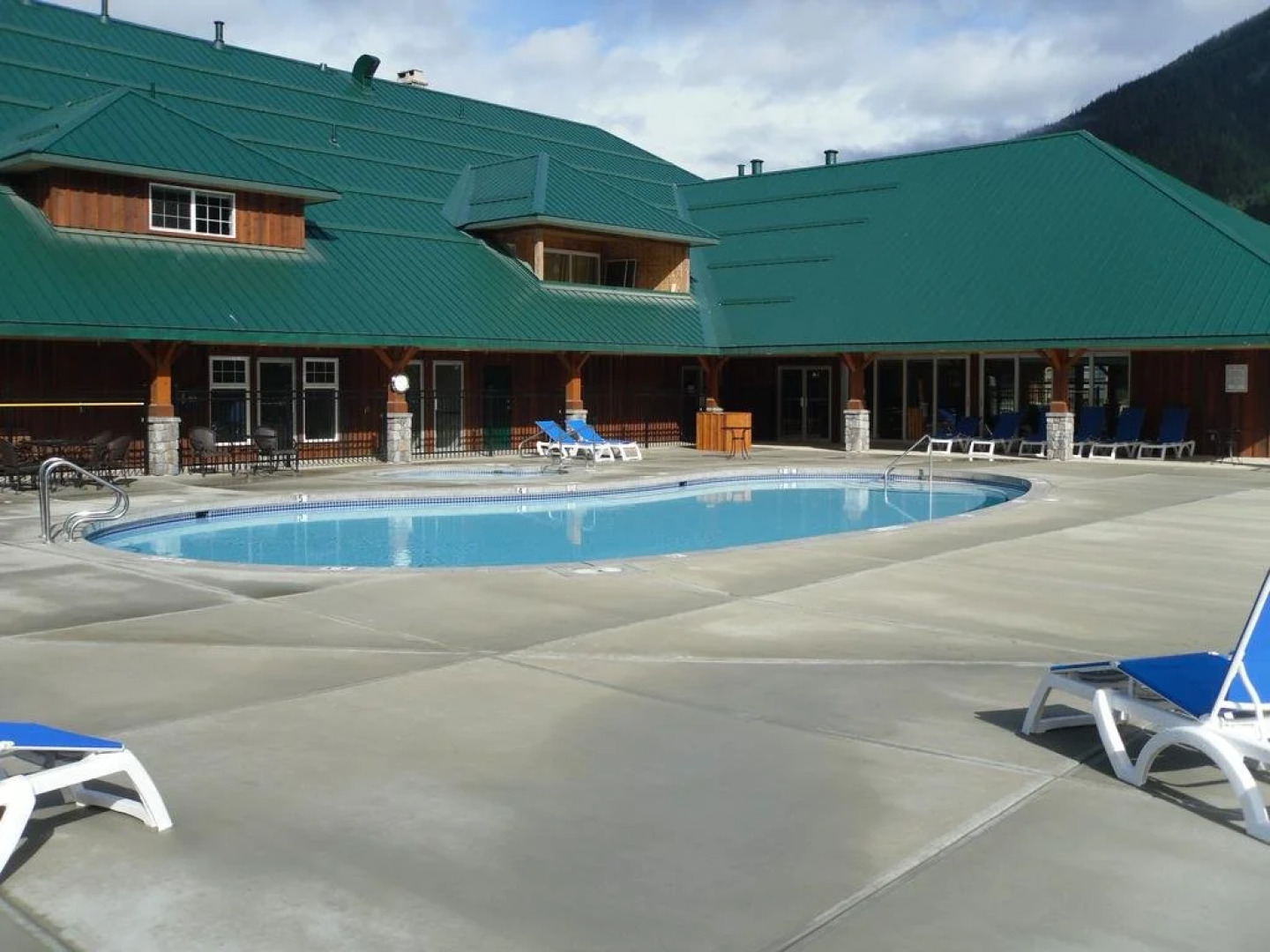 Sunshine Valley Rv Resort & Cabins