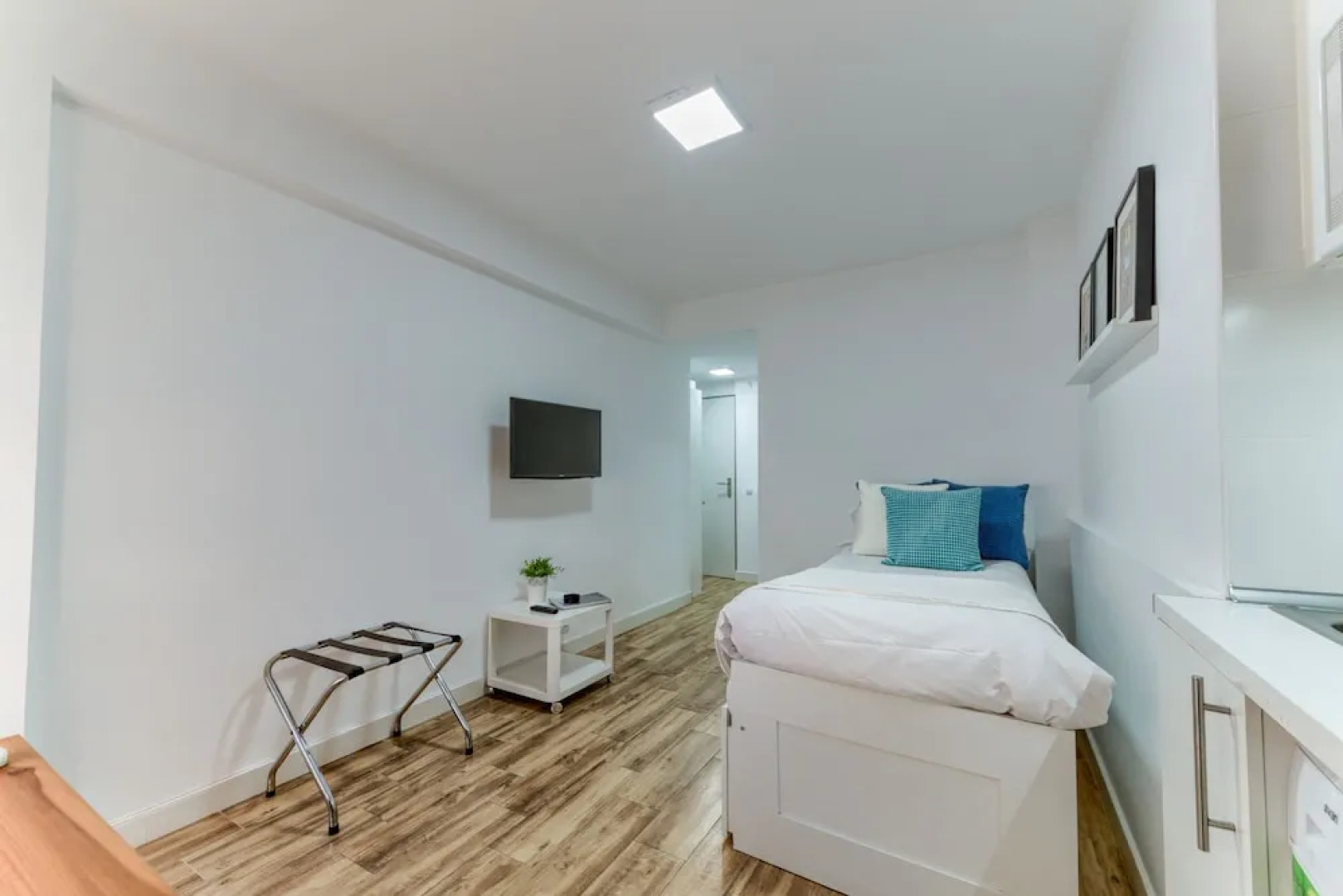 Holidays2Malaga Malagueta Beach