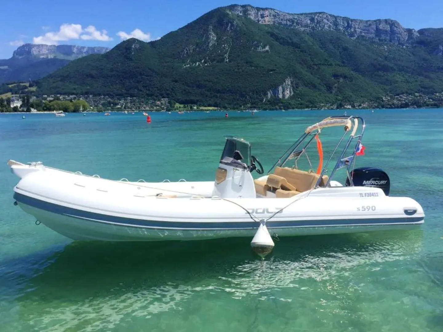 Studio avec piscine partagee jacuzzi et jardin clos a Le Muy