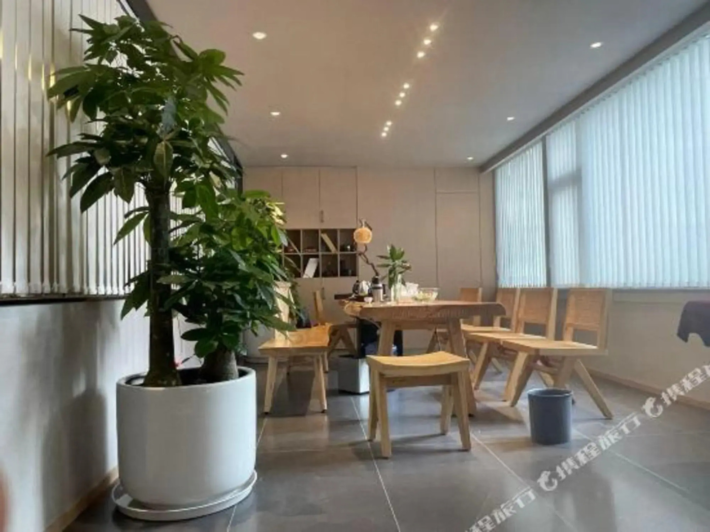 Liupanshui Tianli Hotel (Chuanxin Unit Shop)