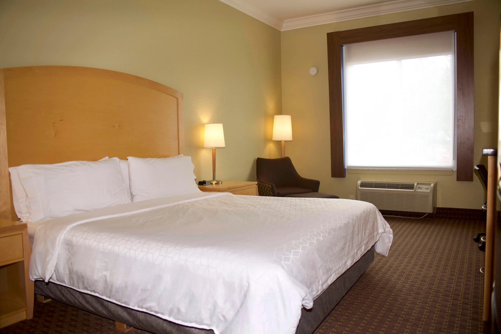 Holiday Inn Express Hotel & Suites Vacaville by IHG