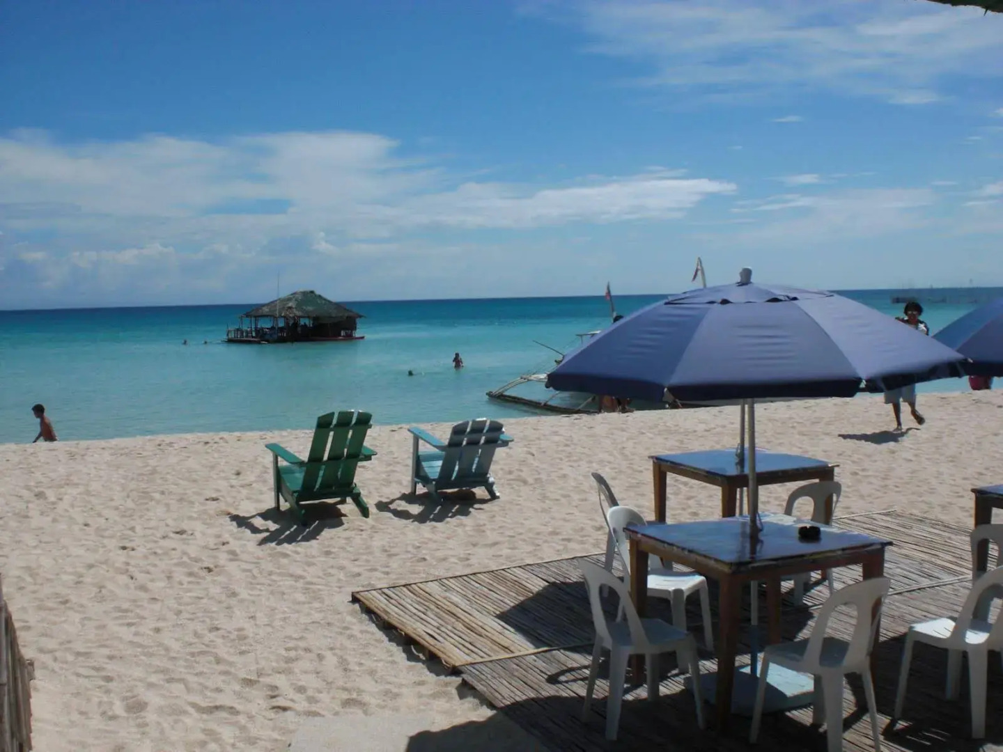 Yooneek Beach Resort