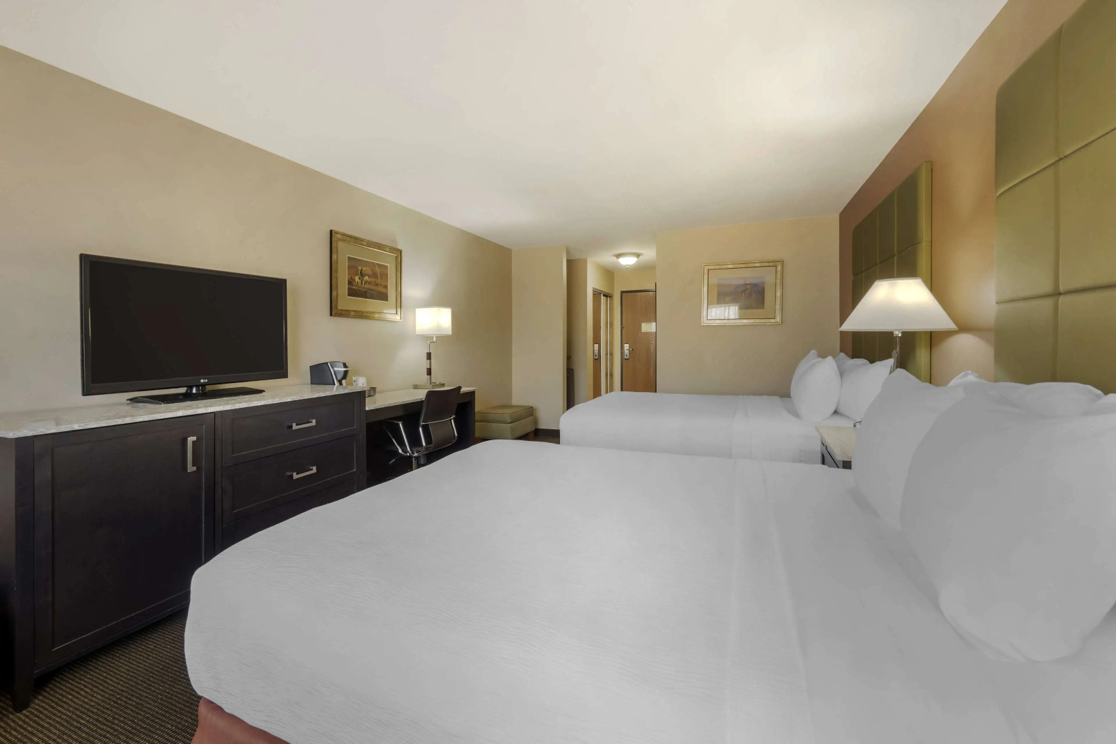 Best Western Plus Country Inn & Suites