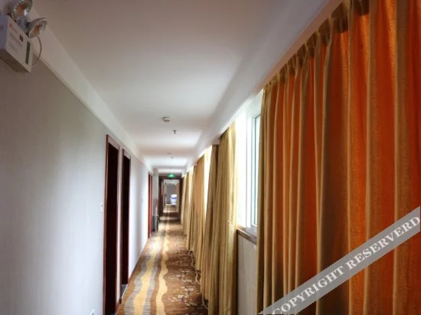 Wanheng Business Hotel