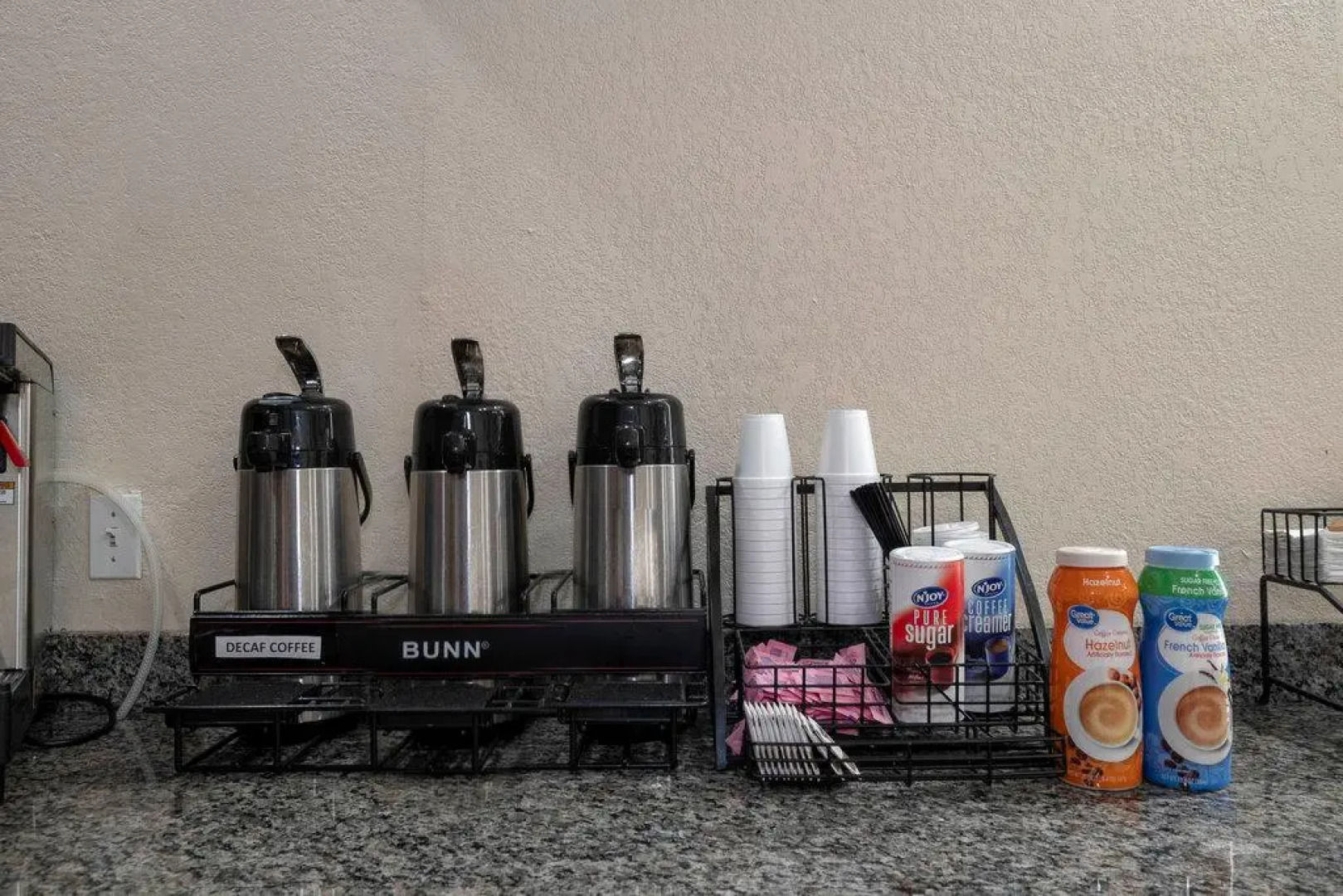 Red Roof Inn & Suites Pensacola - NAS Corry