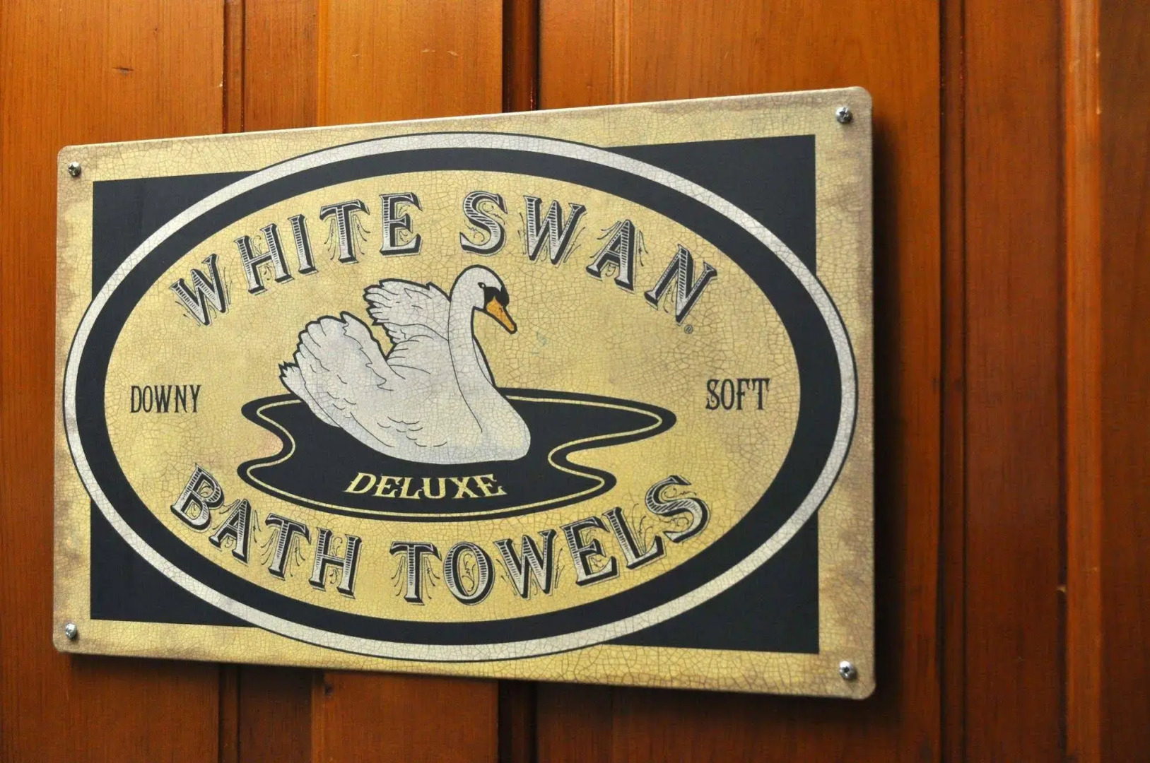 White Swan Inn Bed & Breakfast
