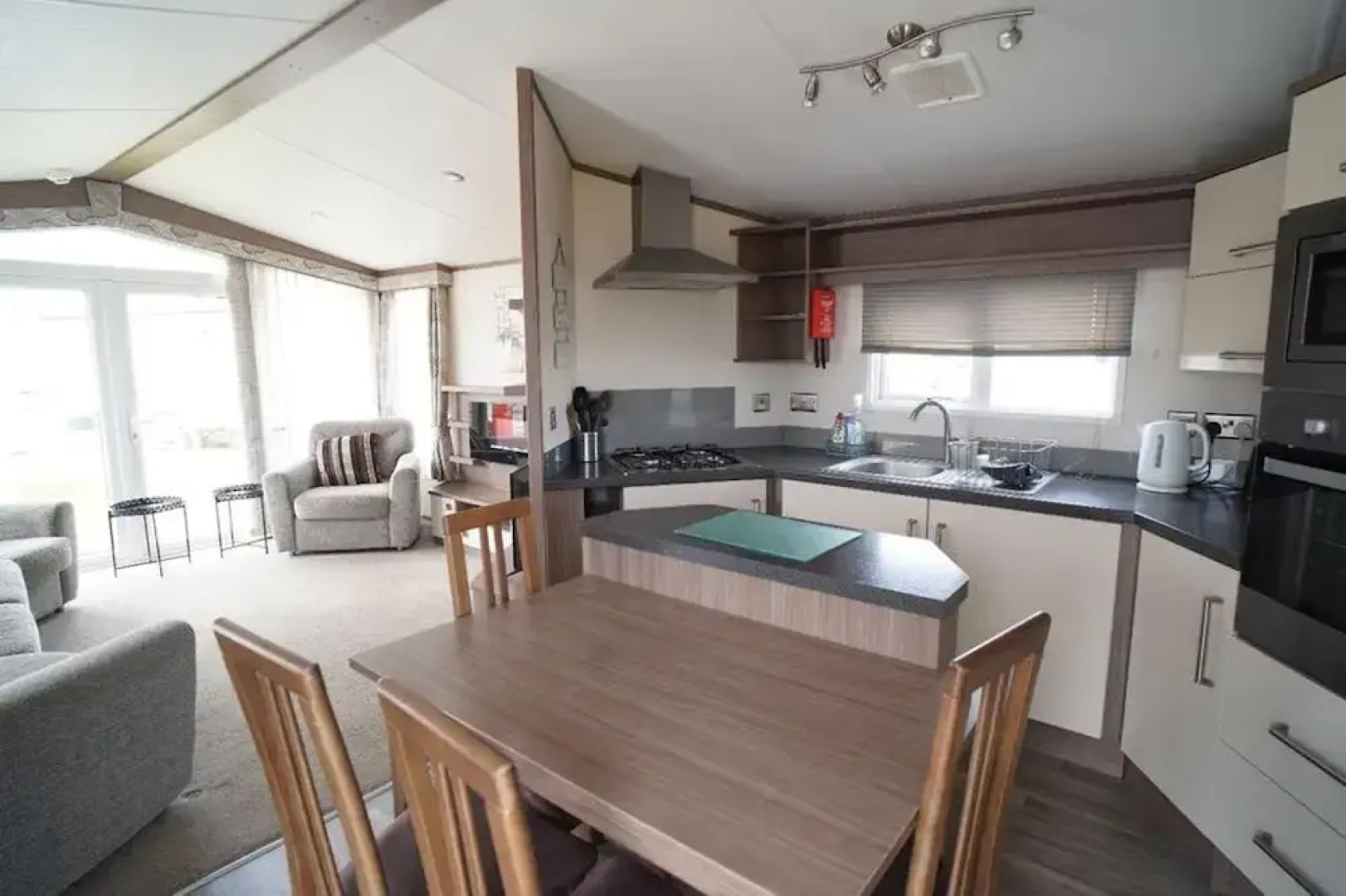 Tranquil 3bedroom Caravan Pets Stay Free