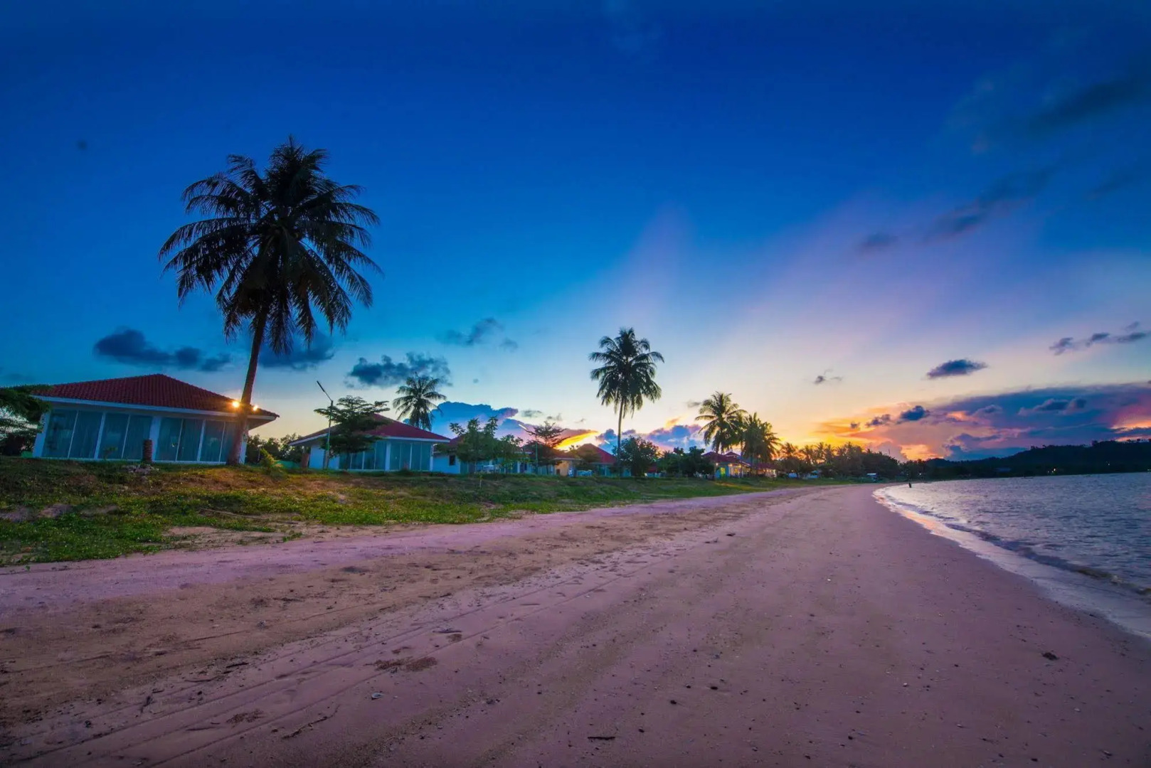 Starlight Beach Resort Chumphon