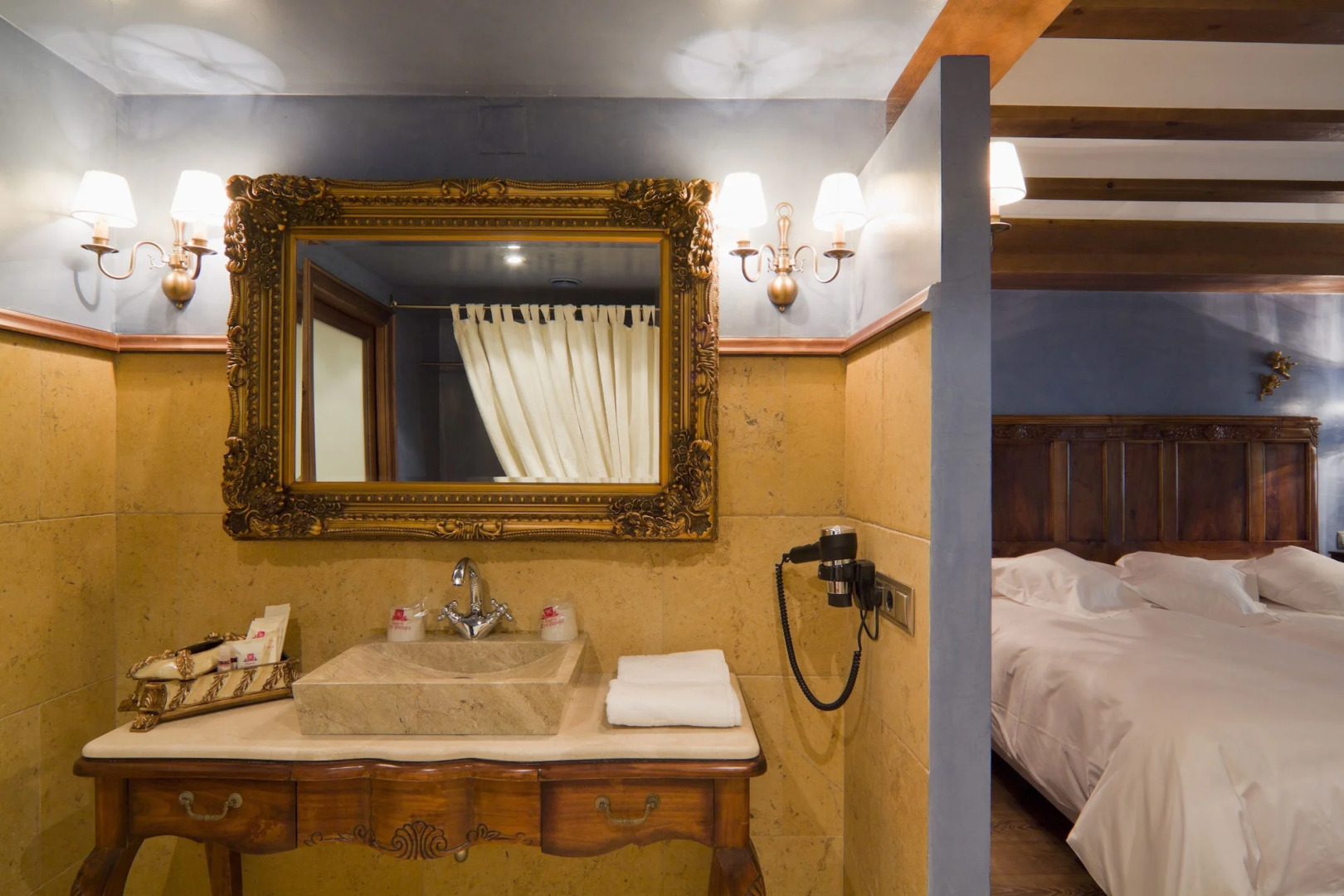 Hospedería de los Parajes