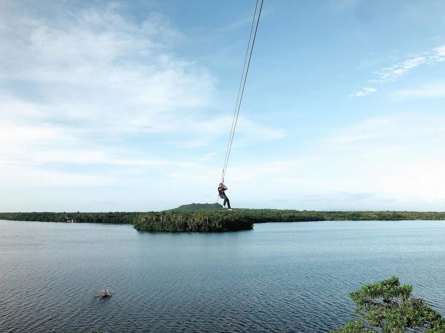 Papa Tasi Lake Side Hotel And Park
