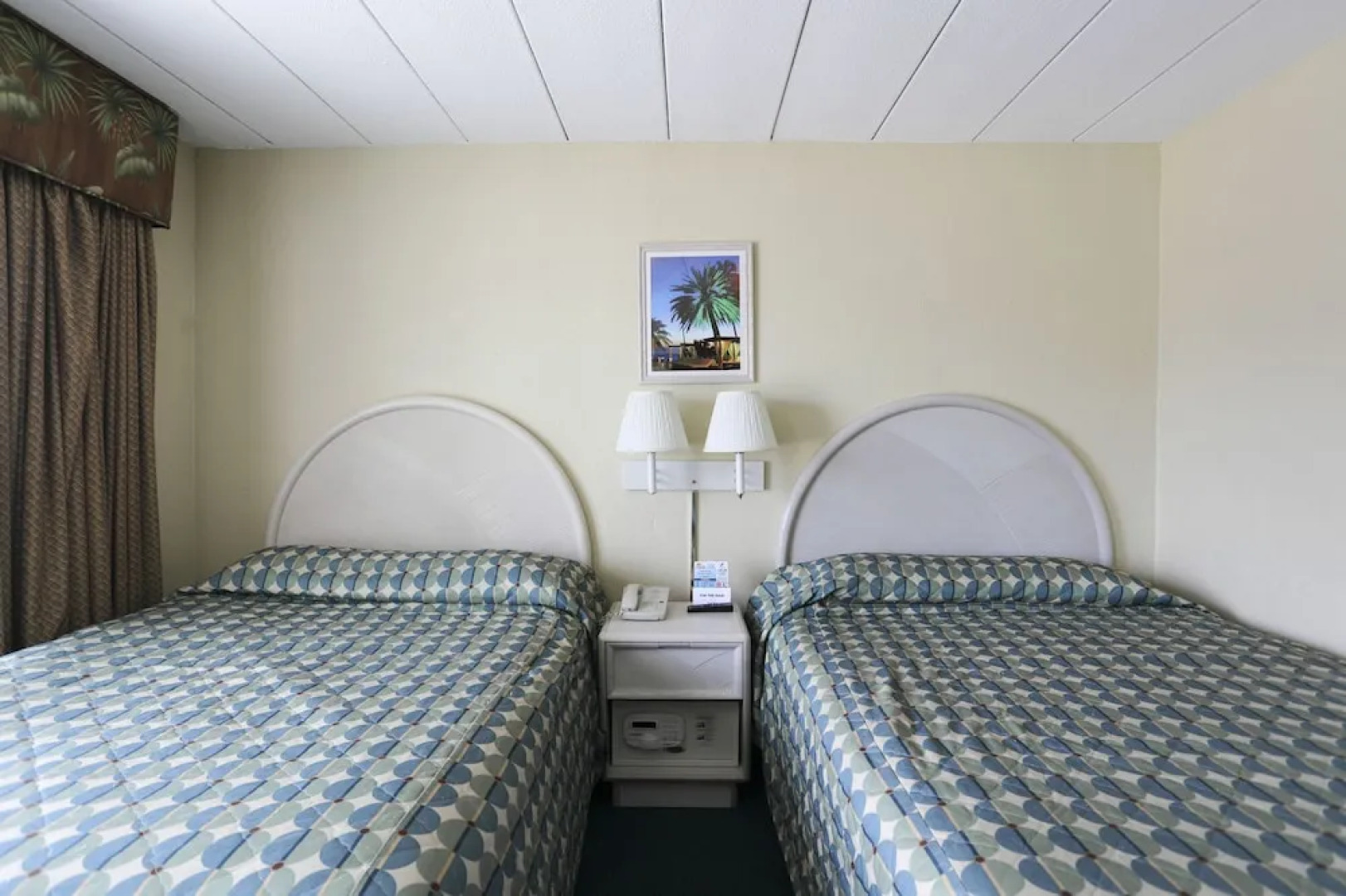 Riviera Resorts & Suites