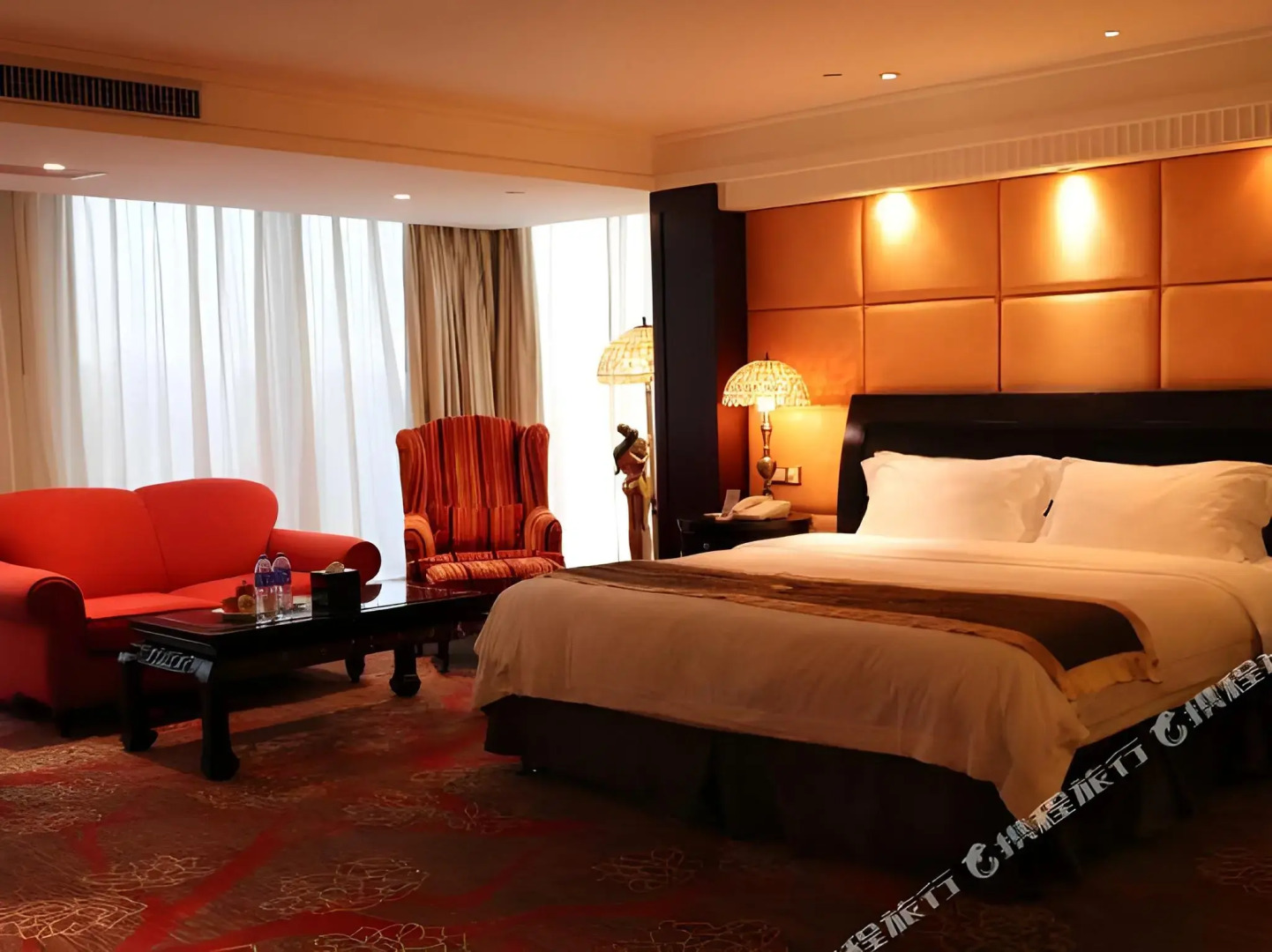 Royal Mediterranean Hotel