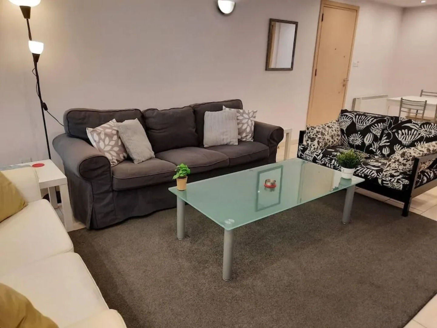 Lovely 3 Bedroom Apartment in Nicosia Center