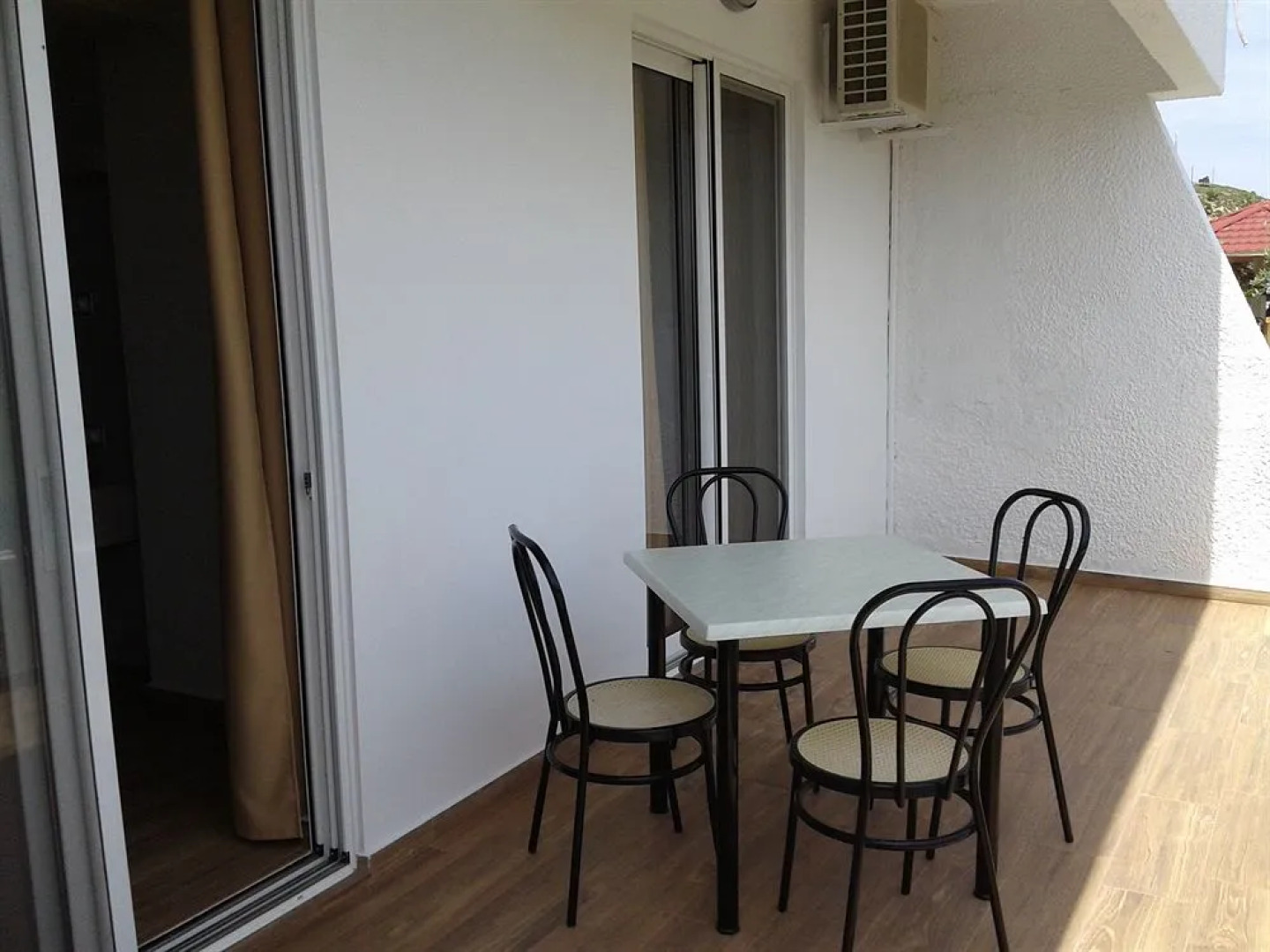 Karavos Hotel Apartments