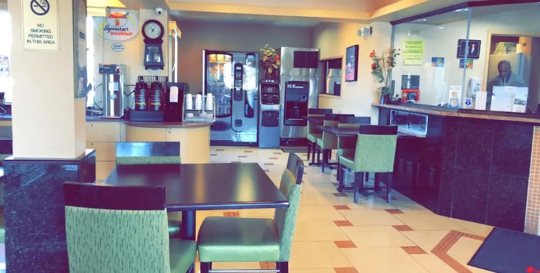 Super 8 Hartford/windsor