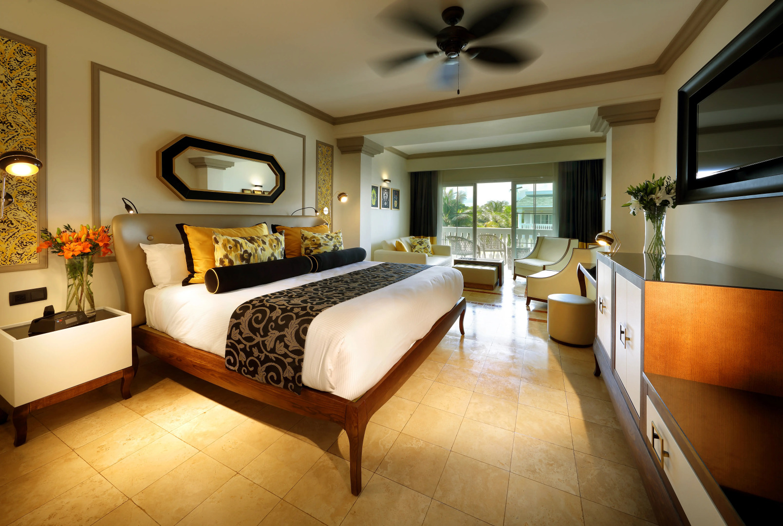 Grand Palladium Lady Hamilton Resort & Spa All Inclusive