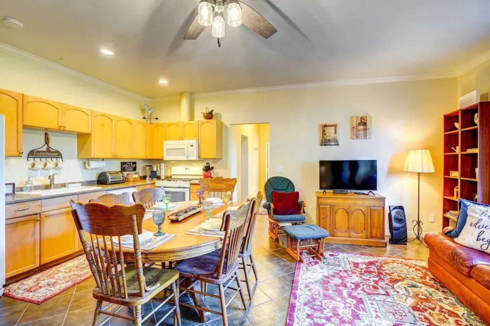 Fallbrook Vacation Rental: 3 Mi to Wineries!