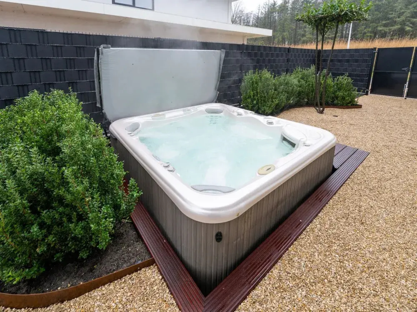 Beautiful Water Villa Near Harderwijk