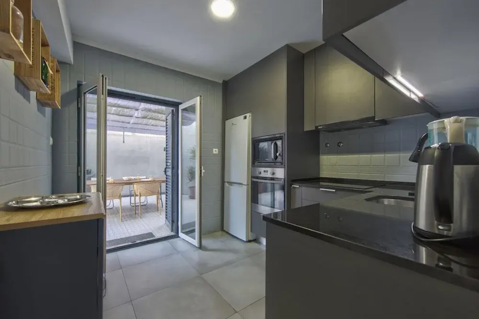 Jamor Terrace by Homing