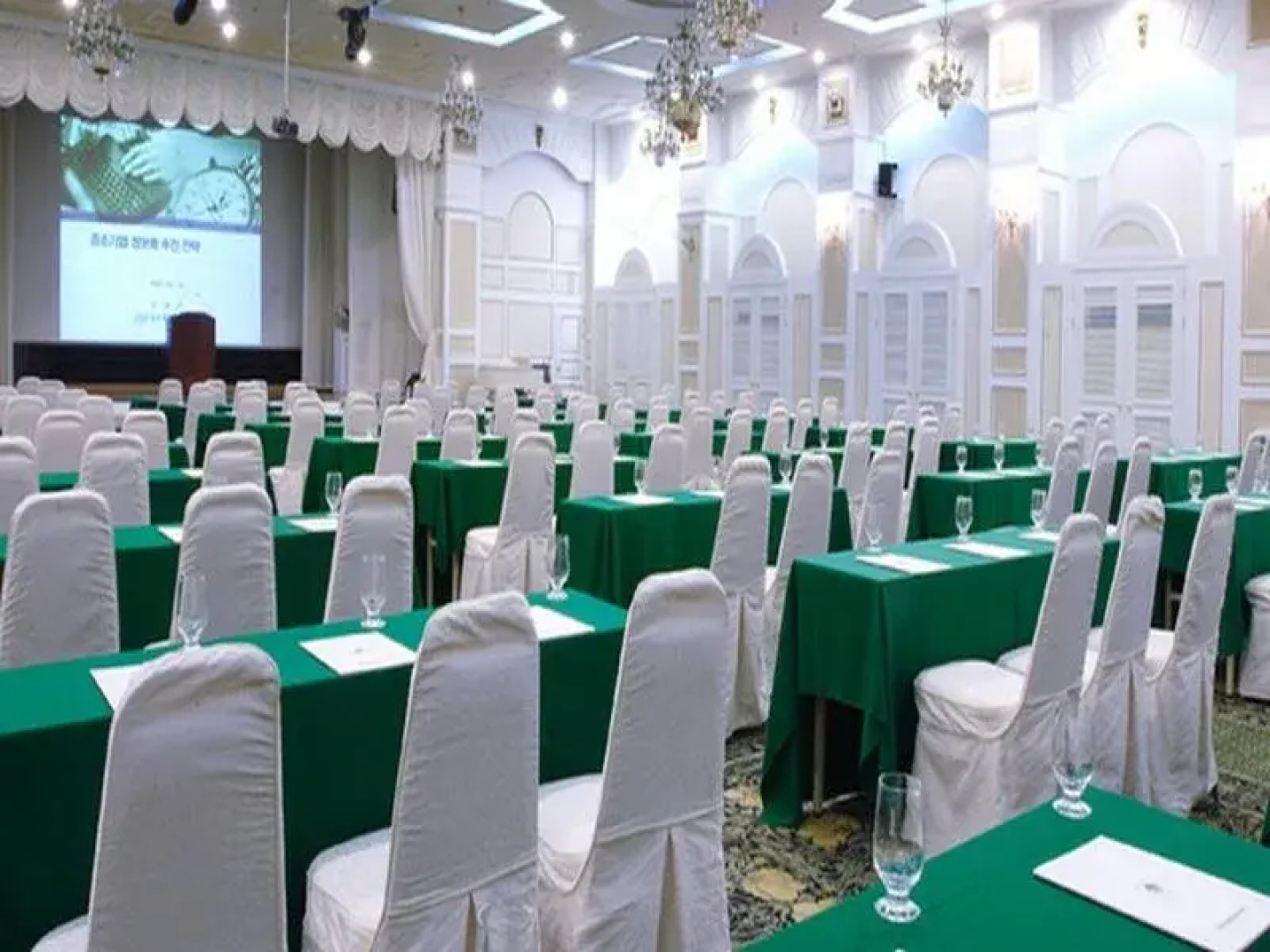 Shin Yang Park Hotel