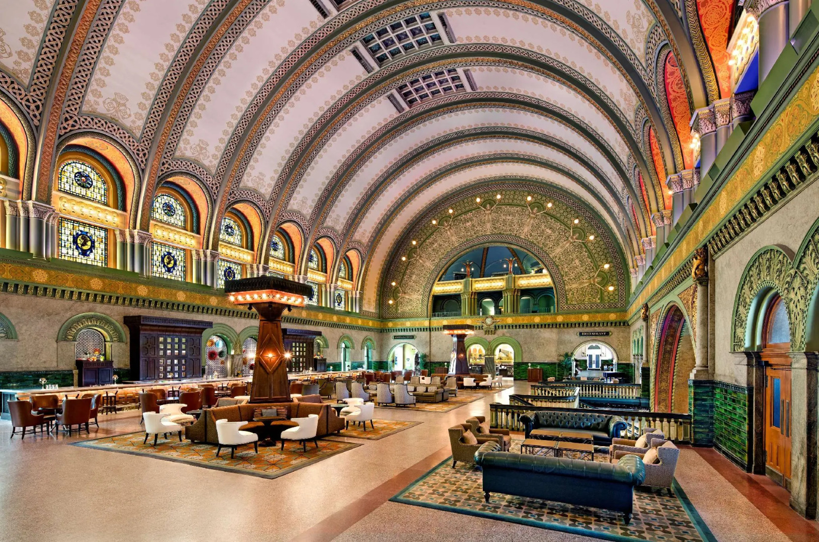 St. Louis Union Station Hotel, Curio Collection by Hilton