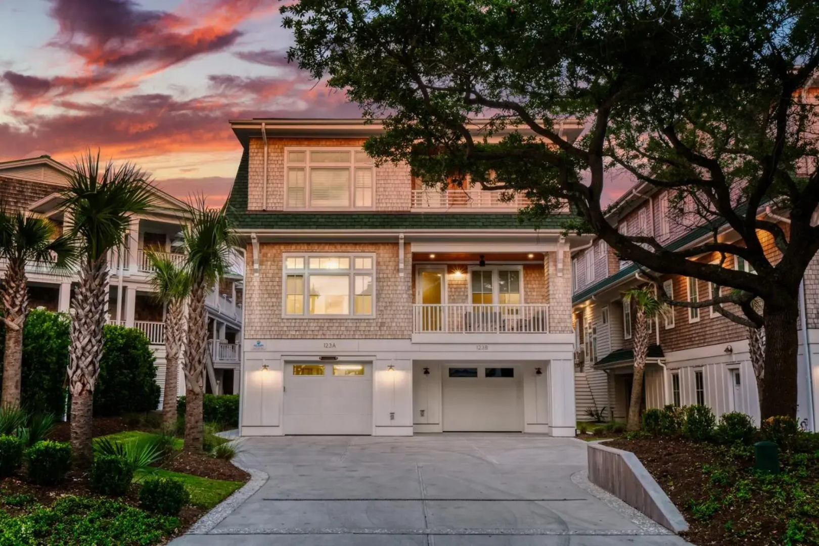 Gallery By The Sea by Sea Scape Properties