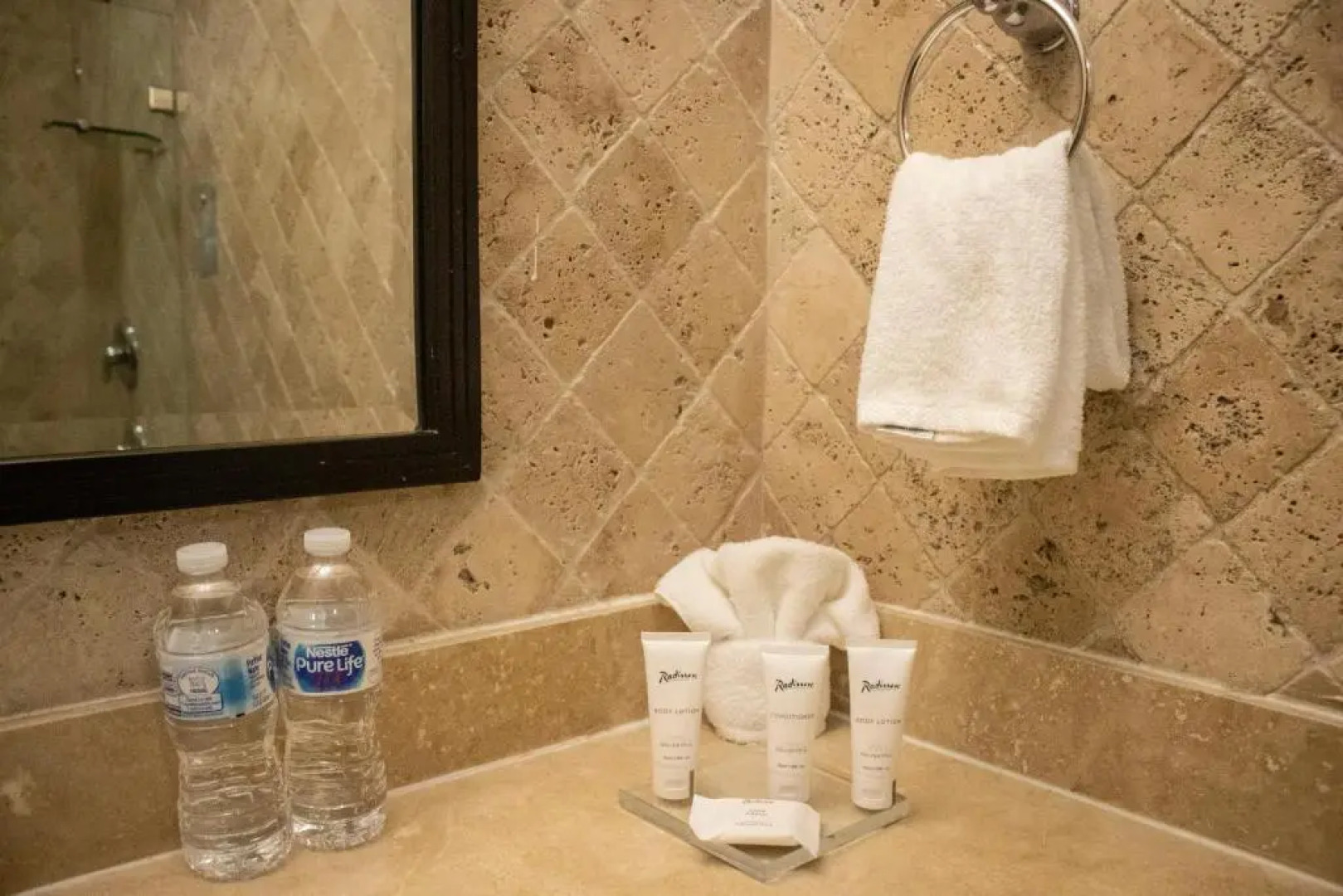 Radisson Colon 2,000 Hotel & Casino