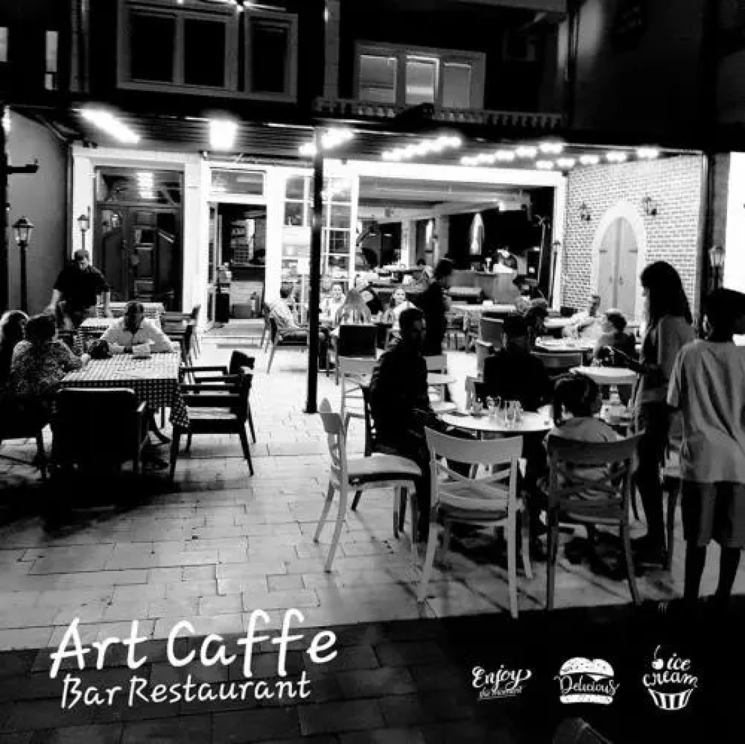 Art Theatre Caffe - River view Hotel