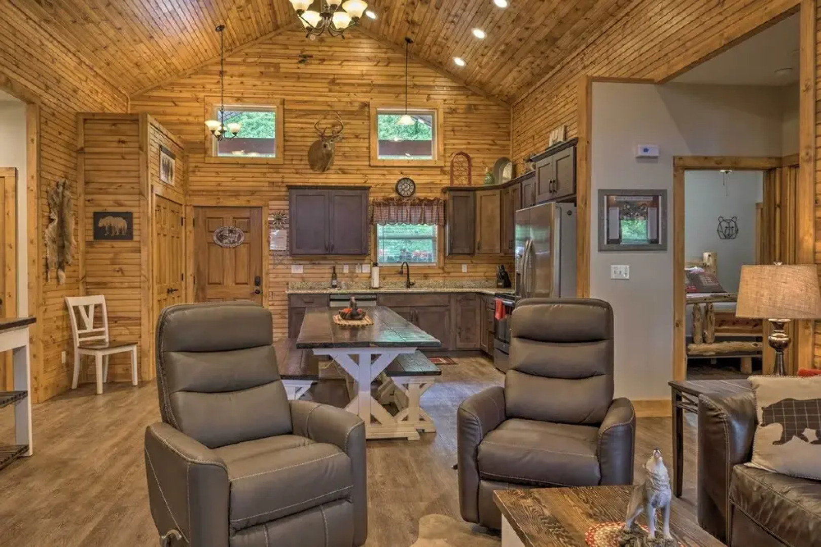 Branson West Cabin w/ Pool Access & Golfing