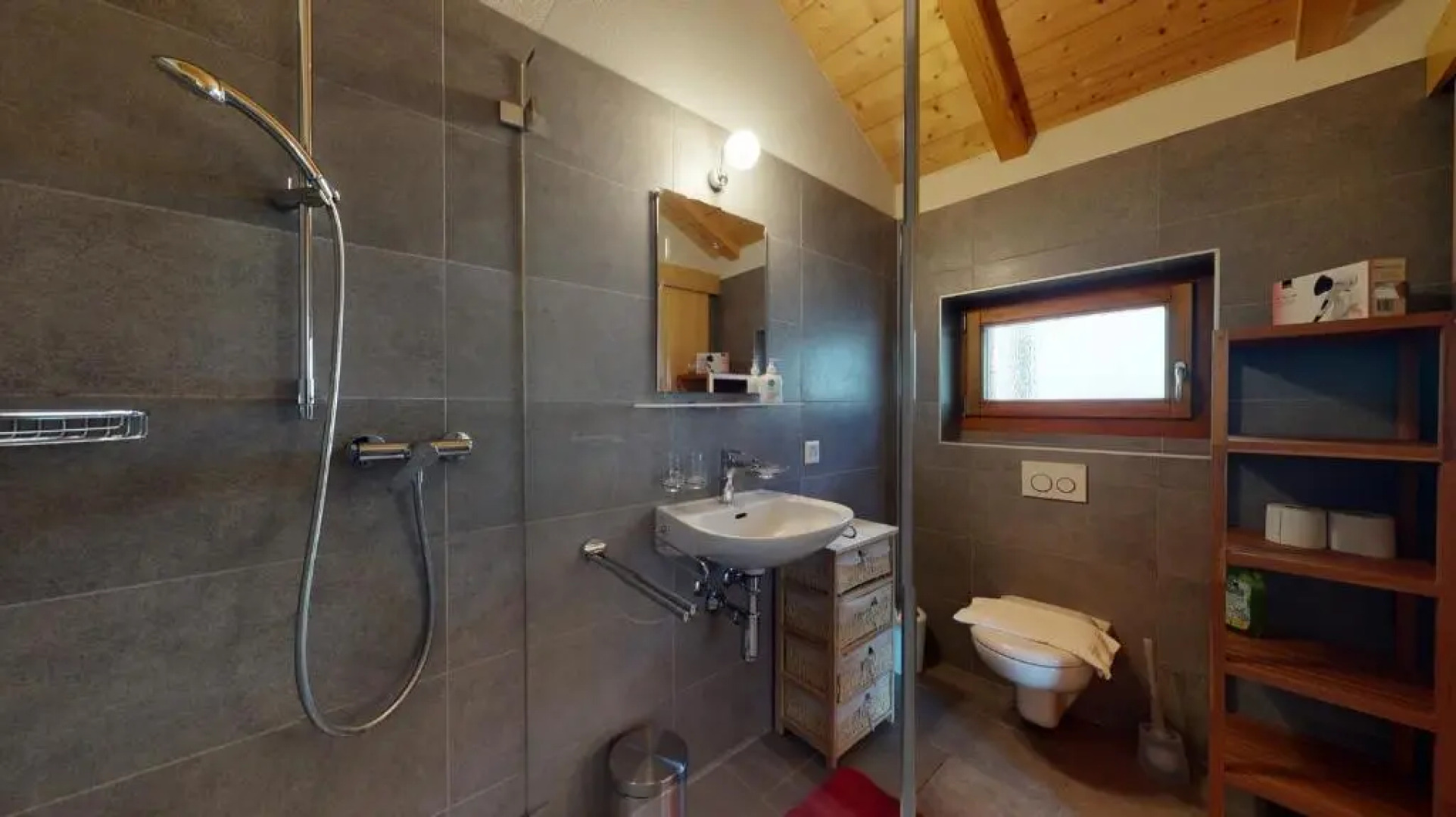 Modern 1 bedroom apartment with charm in Sierre