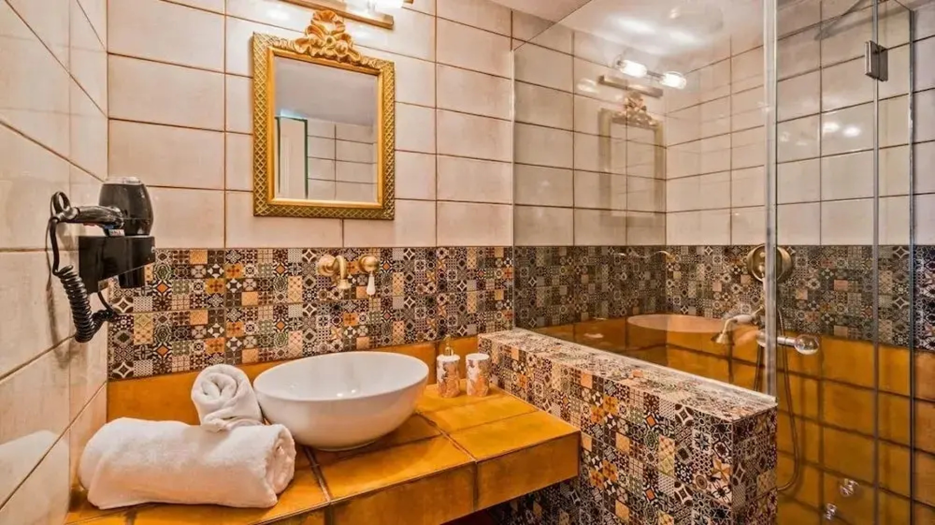 Mediterraneo Luxury Suites Halkidiki