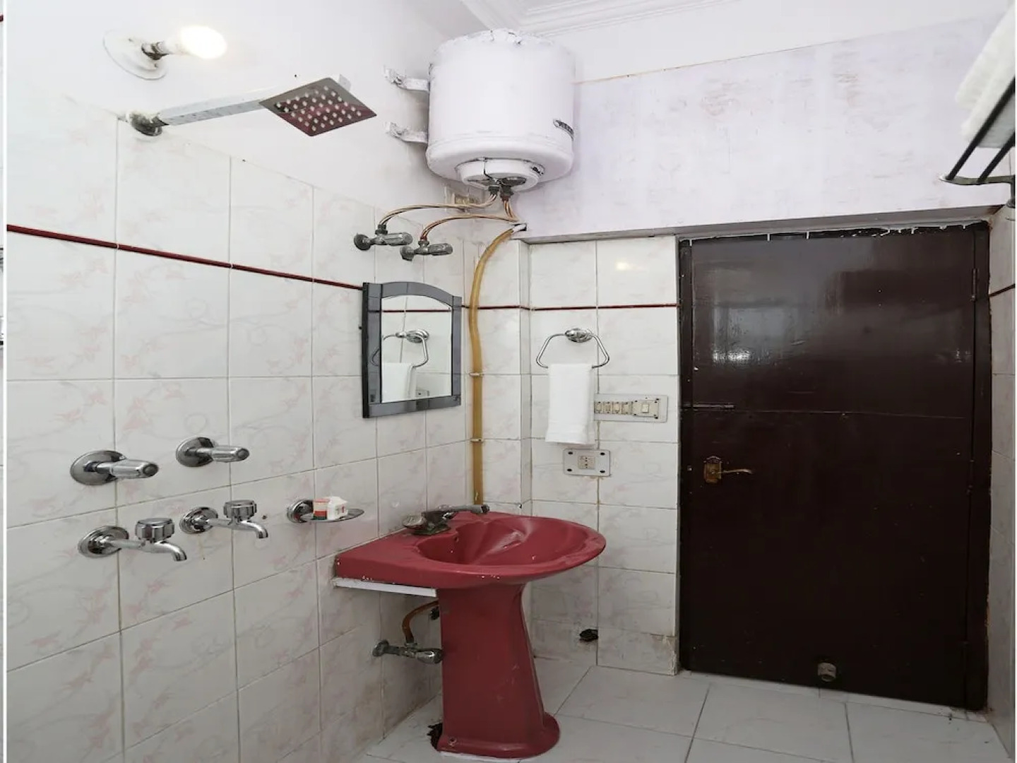 OYO 11327 Hotel R Paradise