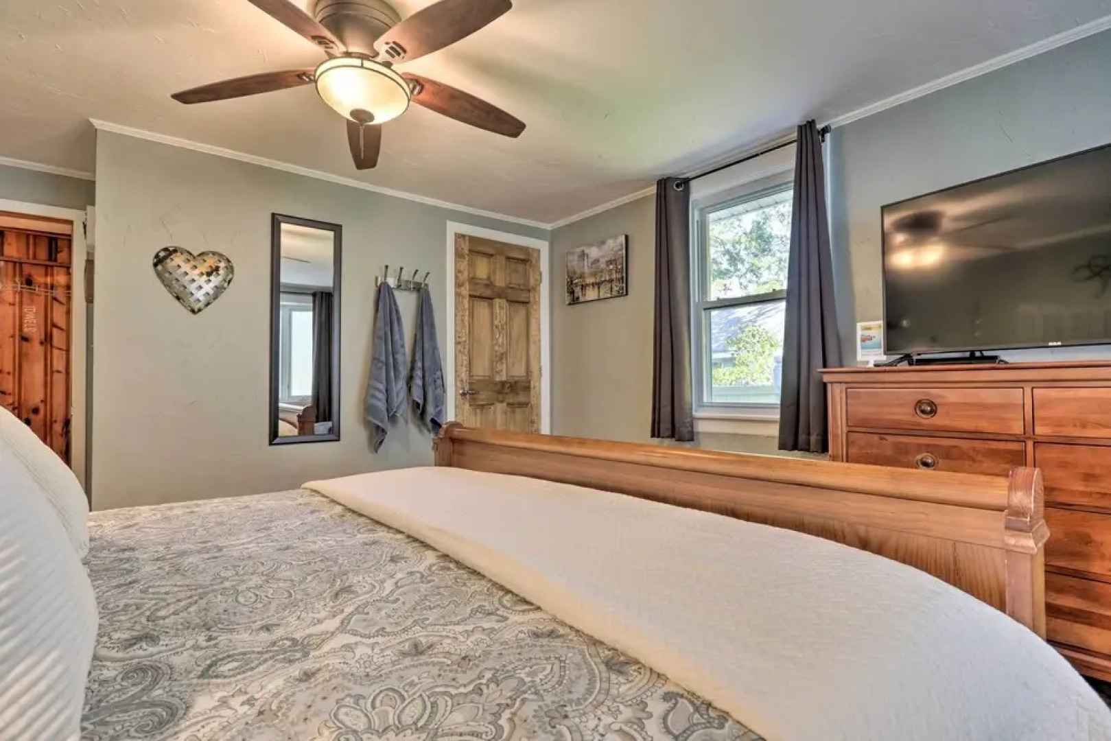 Football Fans Lake Retreat - 5 Mins to Gillette!