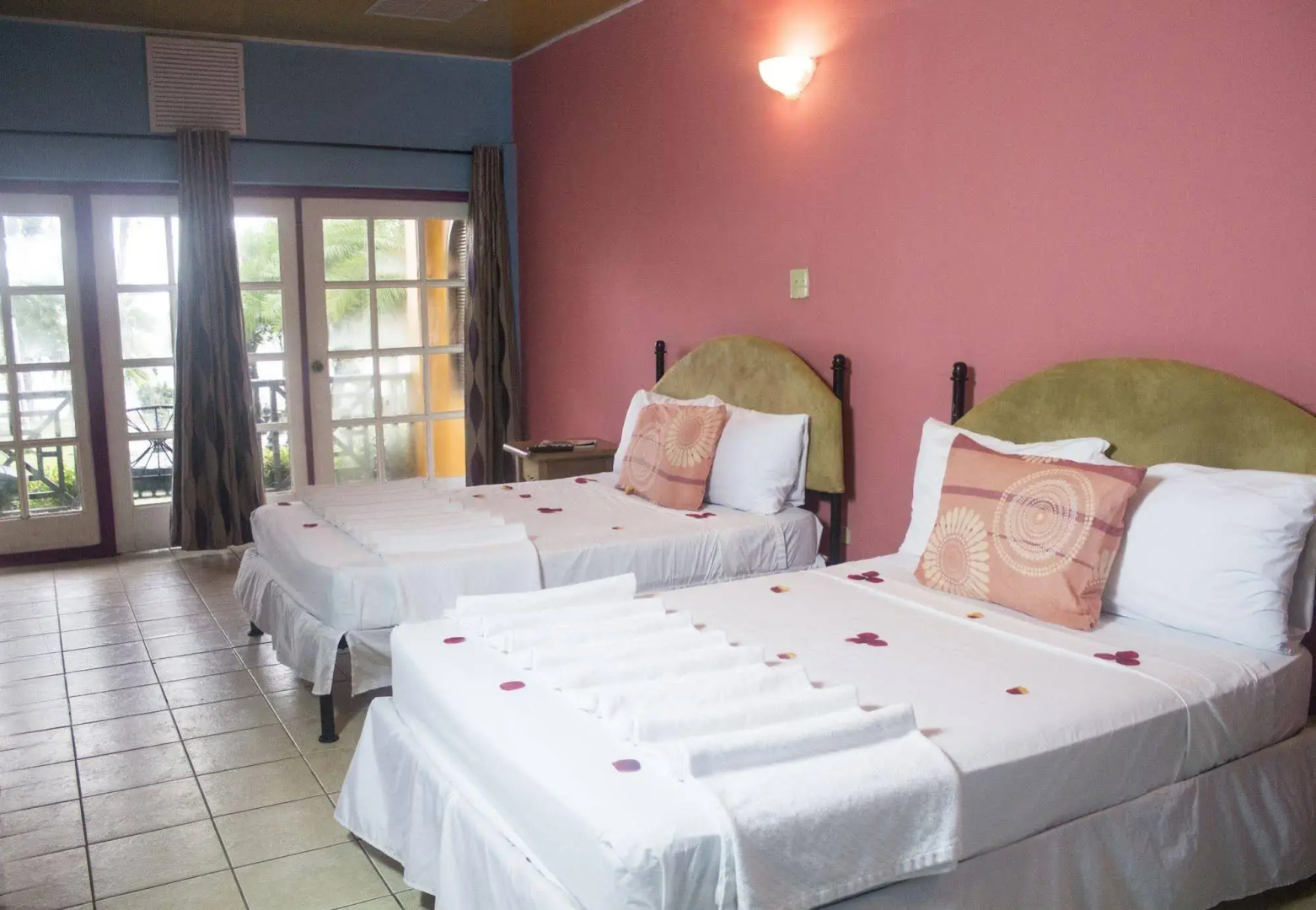 Oceans Salybia Nature Resort & Spa