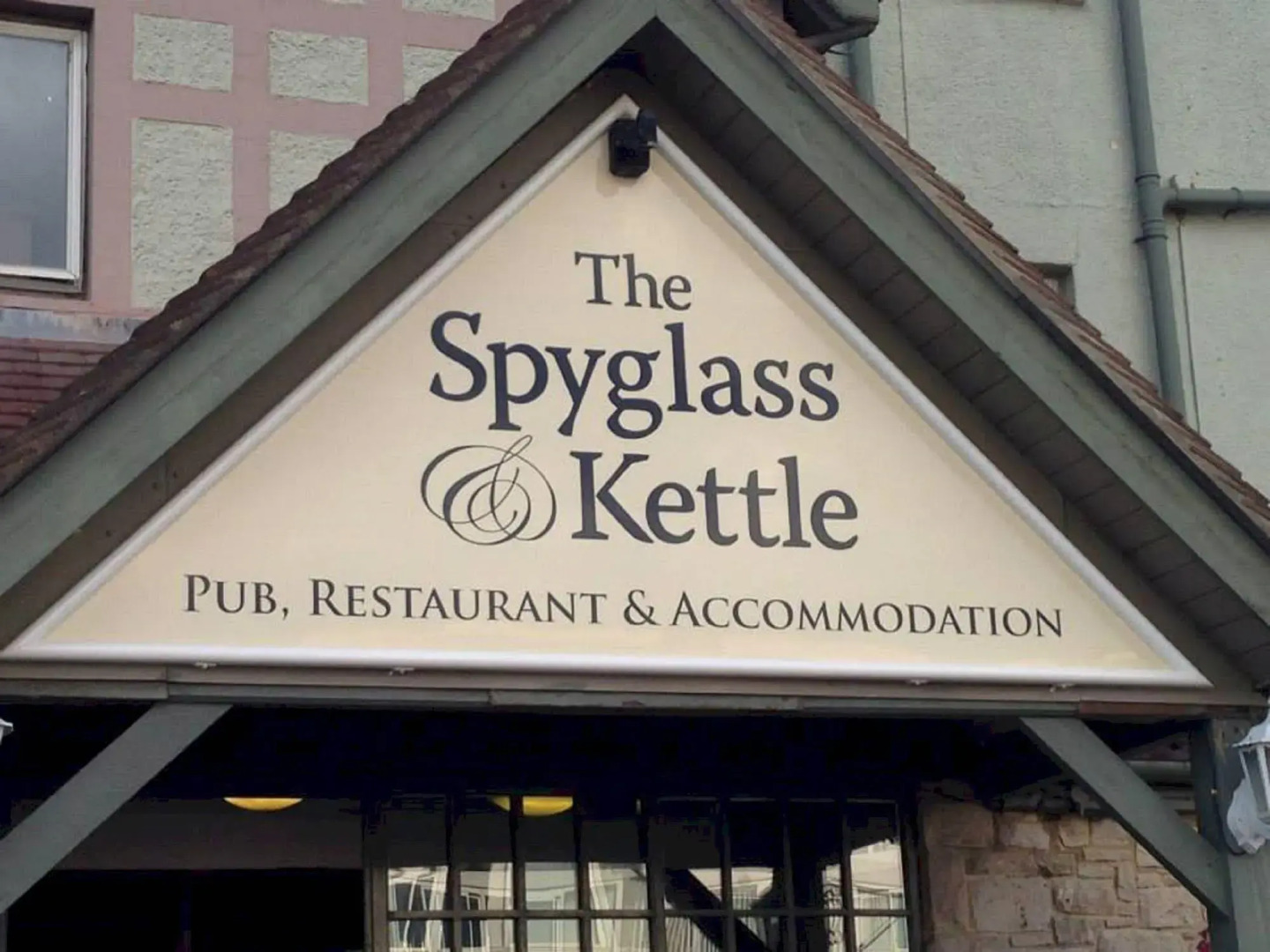 The Spyglass and Kettle