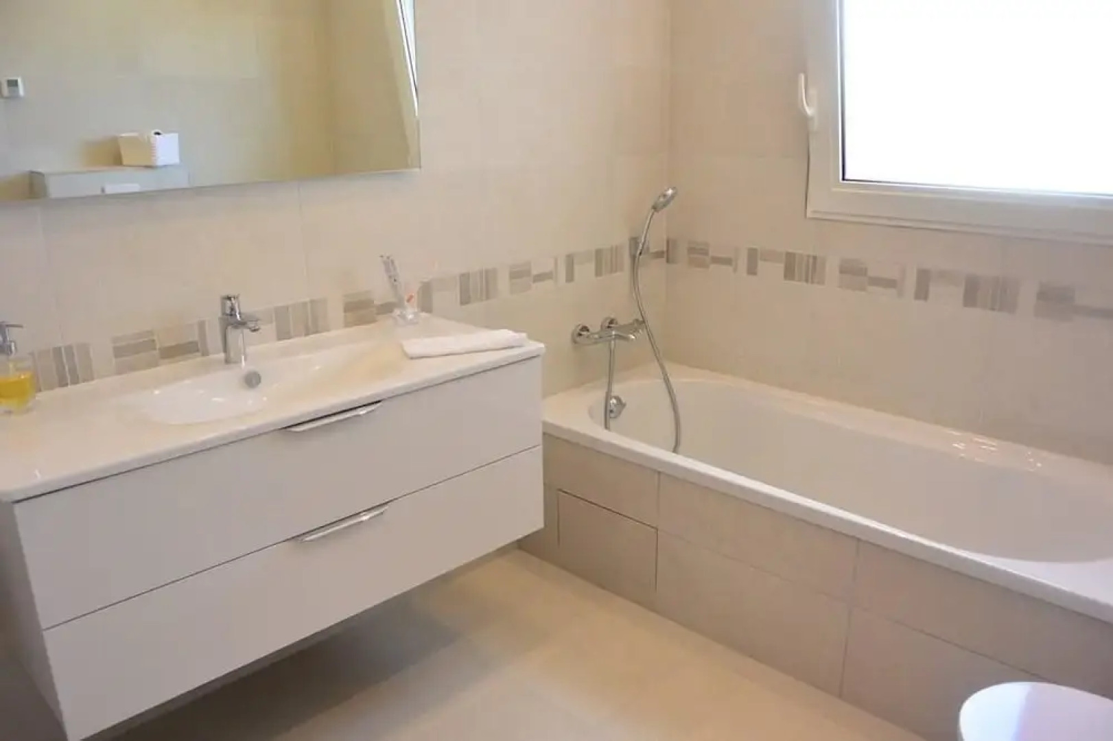 Villa Colibri - 4 - Private Swimming Pool - SEA Viaw